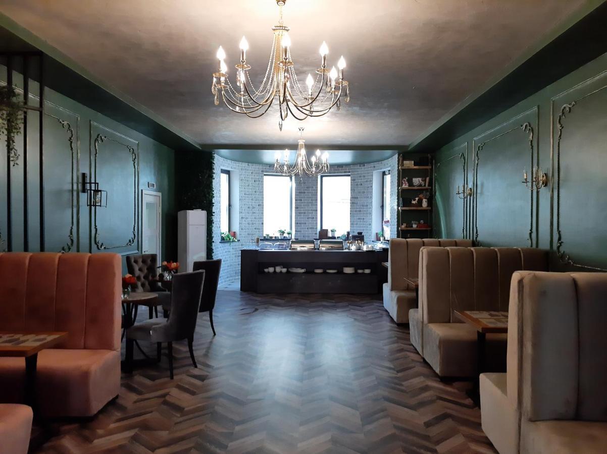 Sb River Hotels 阿特劳 外观 照片